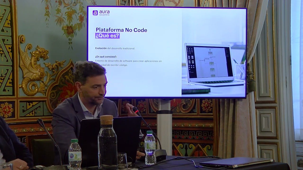 Como-las-empresas-pueden-enfrentar-la-escasez-de-talento-en-la-era-digital-1 | Realidad Económica