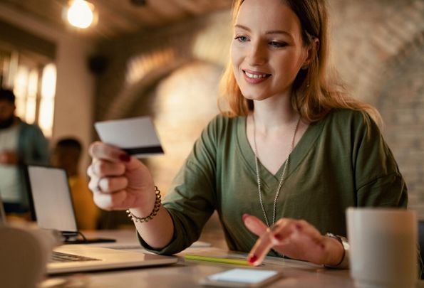 ahorrar en el contexto economico actual en España