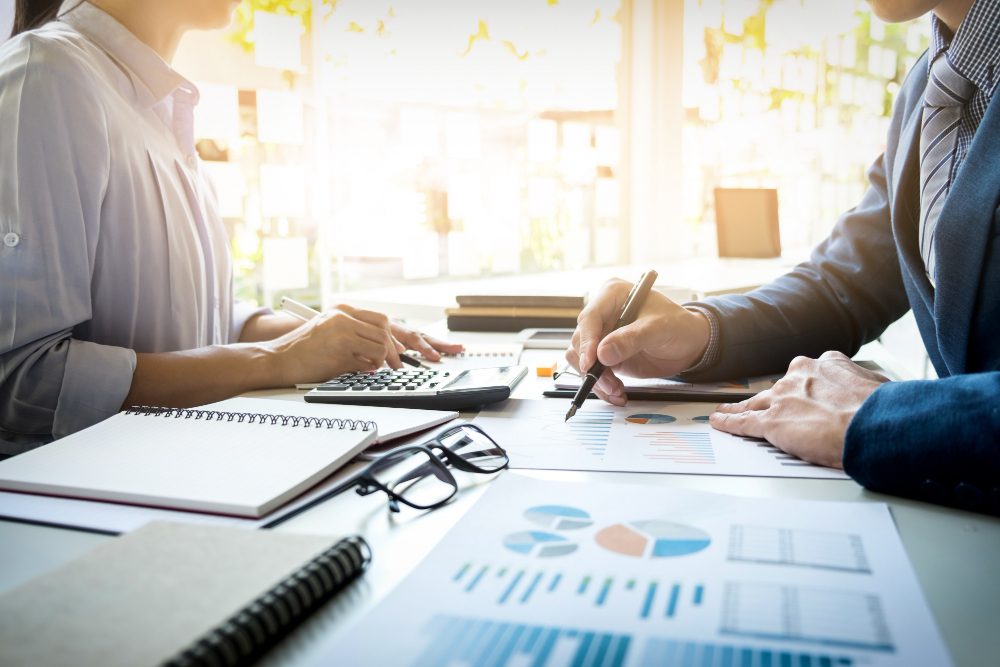 779302 - KRYPLUX - La asesoría comercial orientada a la planificación financiera fortalece el crecimiento empresarial | Realidad Económica La asesoría comercial orientada a la planificación financiera fortalece el crecimiento empresarial